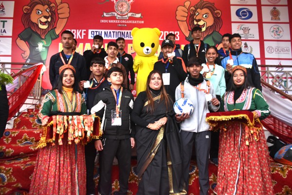  SBKF G. Secretary Shiva Tiwari Mam With Champions SBKF 9th National Games Dharamshala HP