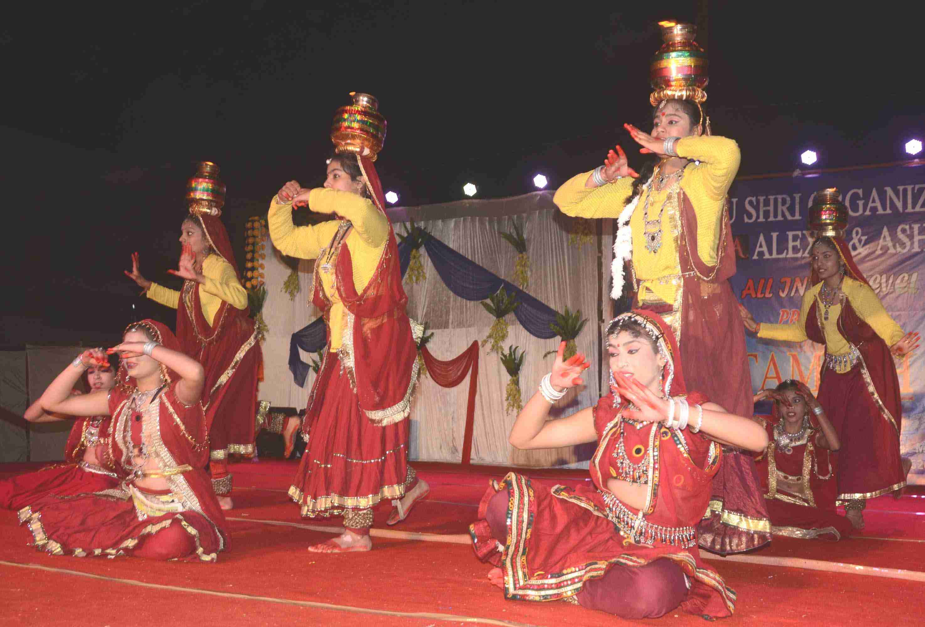 Indu Shree Tamesh Talent Hunt 2016 Madhya Pradesh Dance Championship