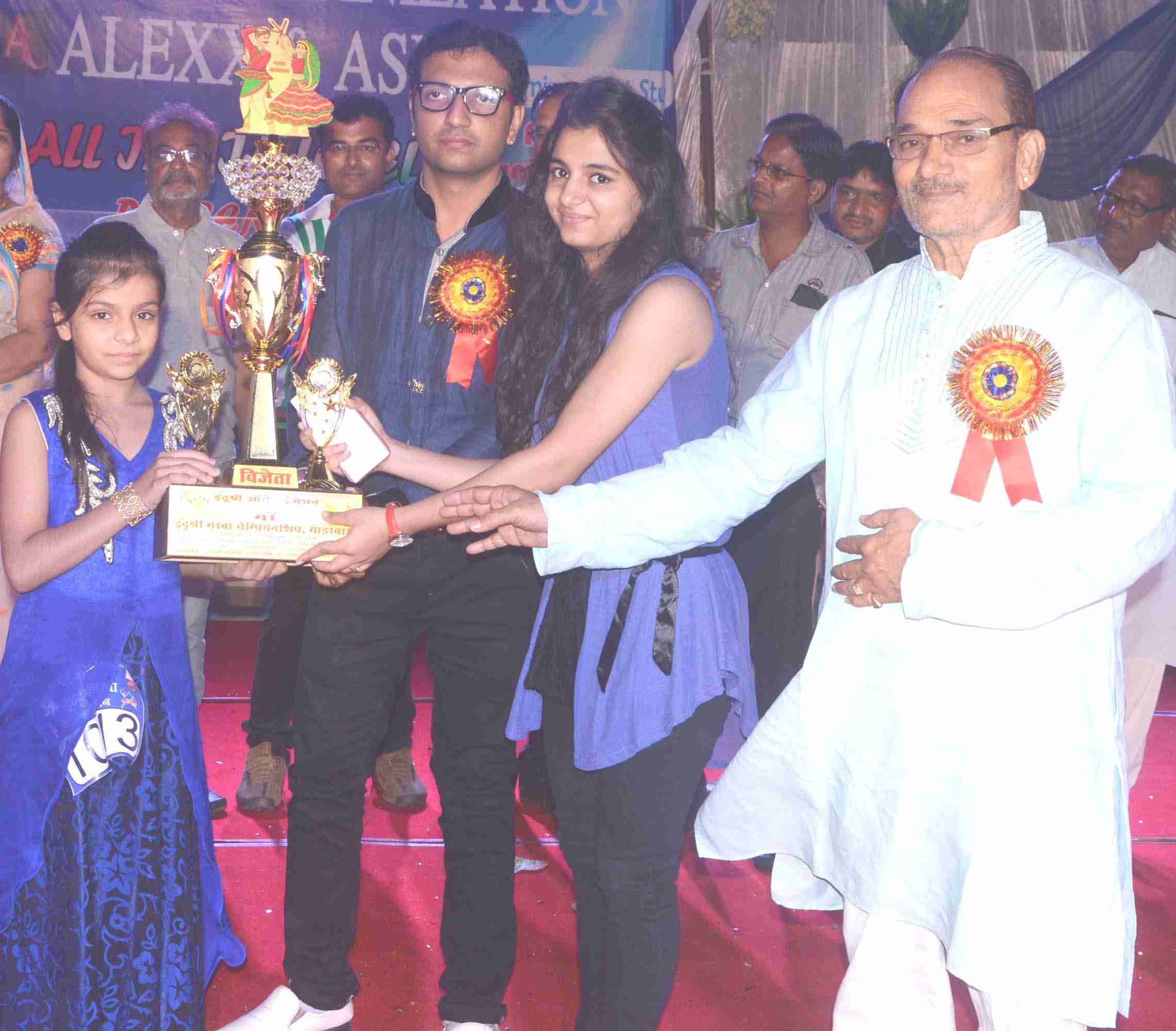 Indu Shree Tamesh Talent Hunt 2016 Madhya Pradesh Garba Winner 