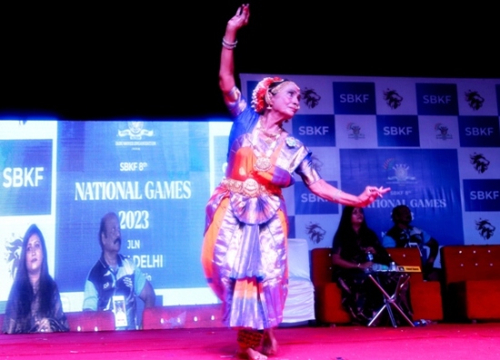 DANCE PERFORMANCE BY 80 YEARS OLD LADY PLAYER SBKF 8th National Games Delhi 2023