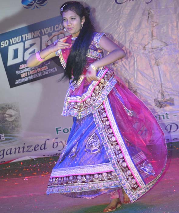 Indu Shree 5th State Talent Hunt 2016 Madhya Pradesh Dance presentation