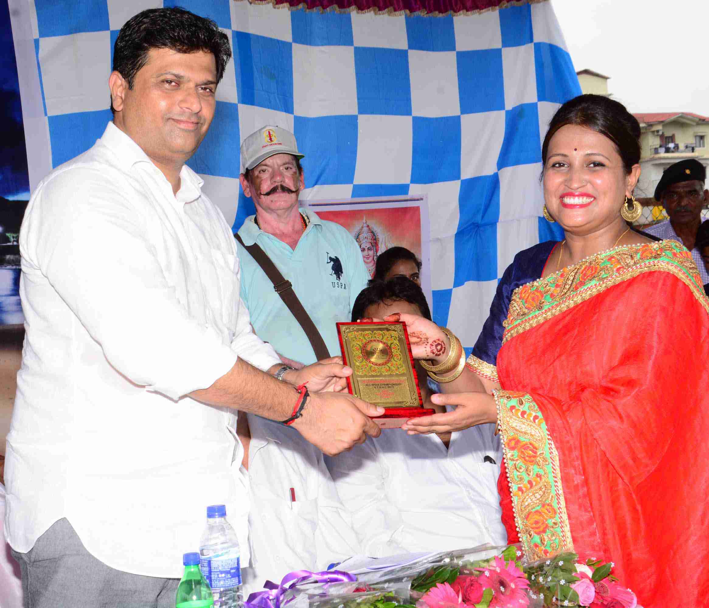 SBKF 2nd National Games 2017 Mapusa-Goa Madam Siva Tiwari Presenting memento  to the guest