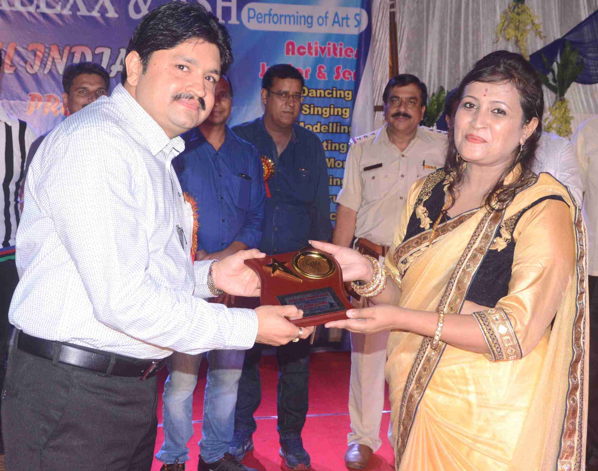 Indu Shree Tamesh Talent Hunt 2016 Madhya Pradesh Honor of the guest 