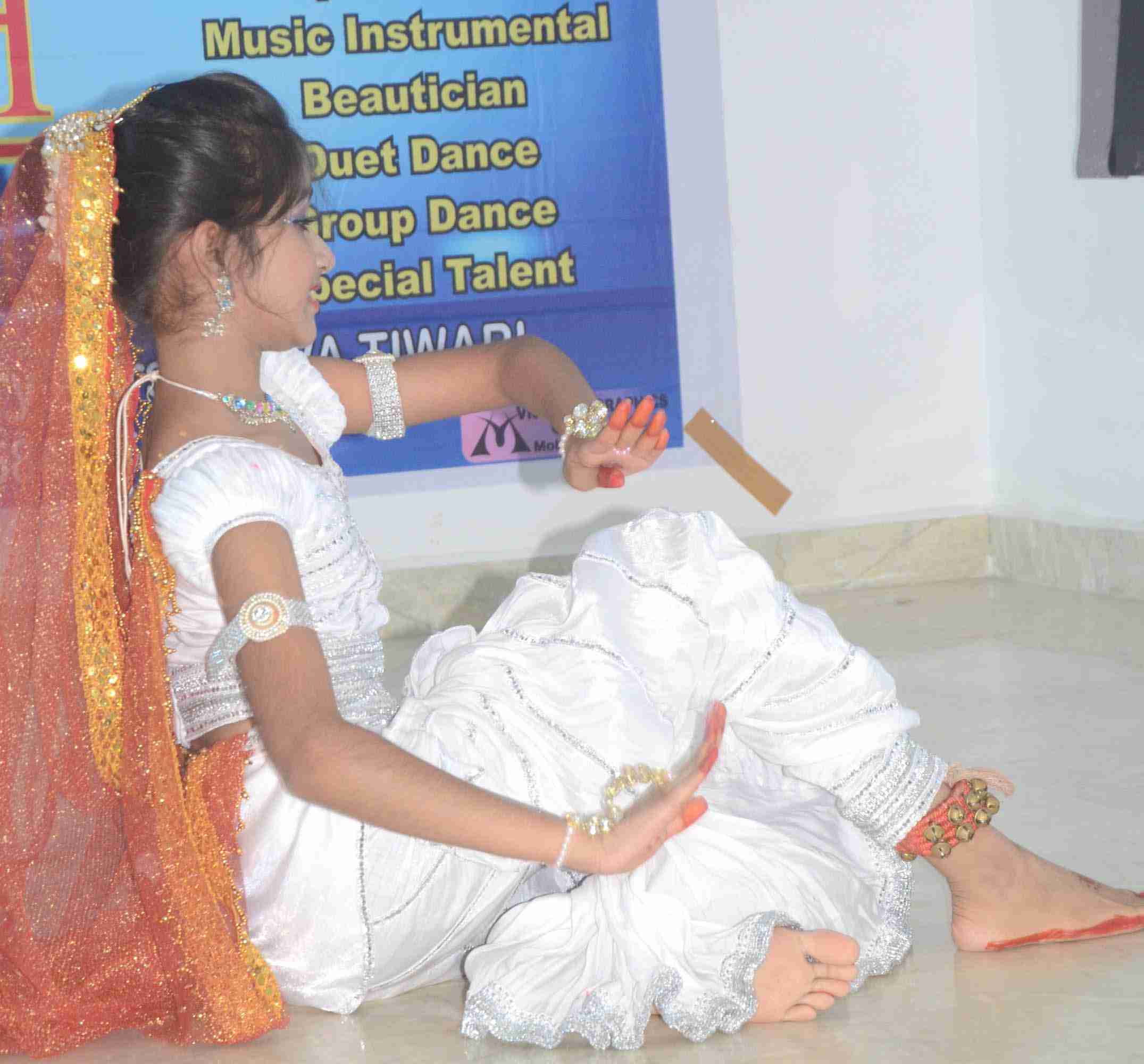 Indu Shree Tamesh Talent Hunt 2016 Madhya Pradesh Dance Championship